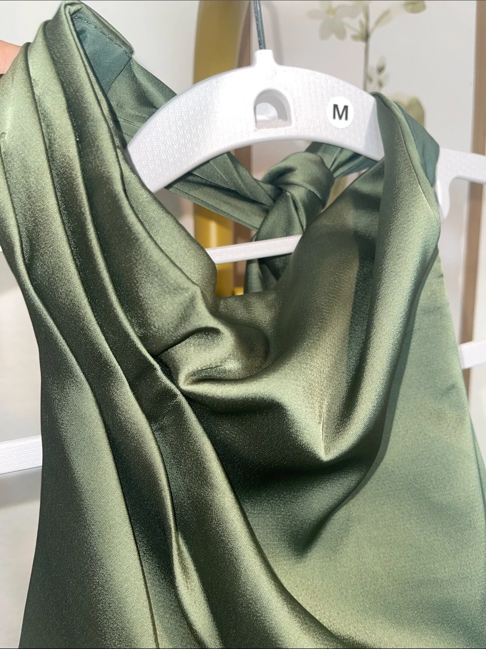 N/A elegant olive